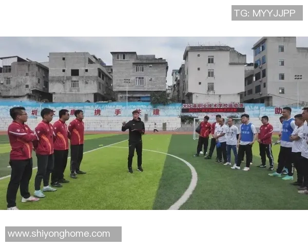 足球明星亲自授课揭秘训练技巧与心理素质提升的教育视频